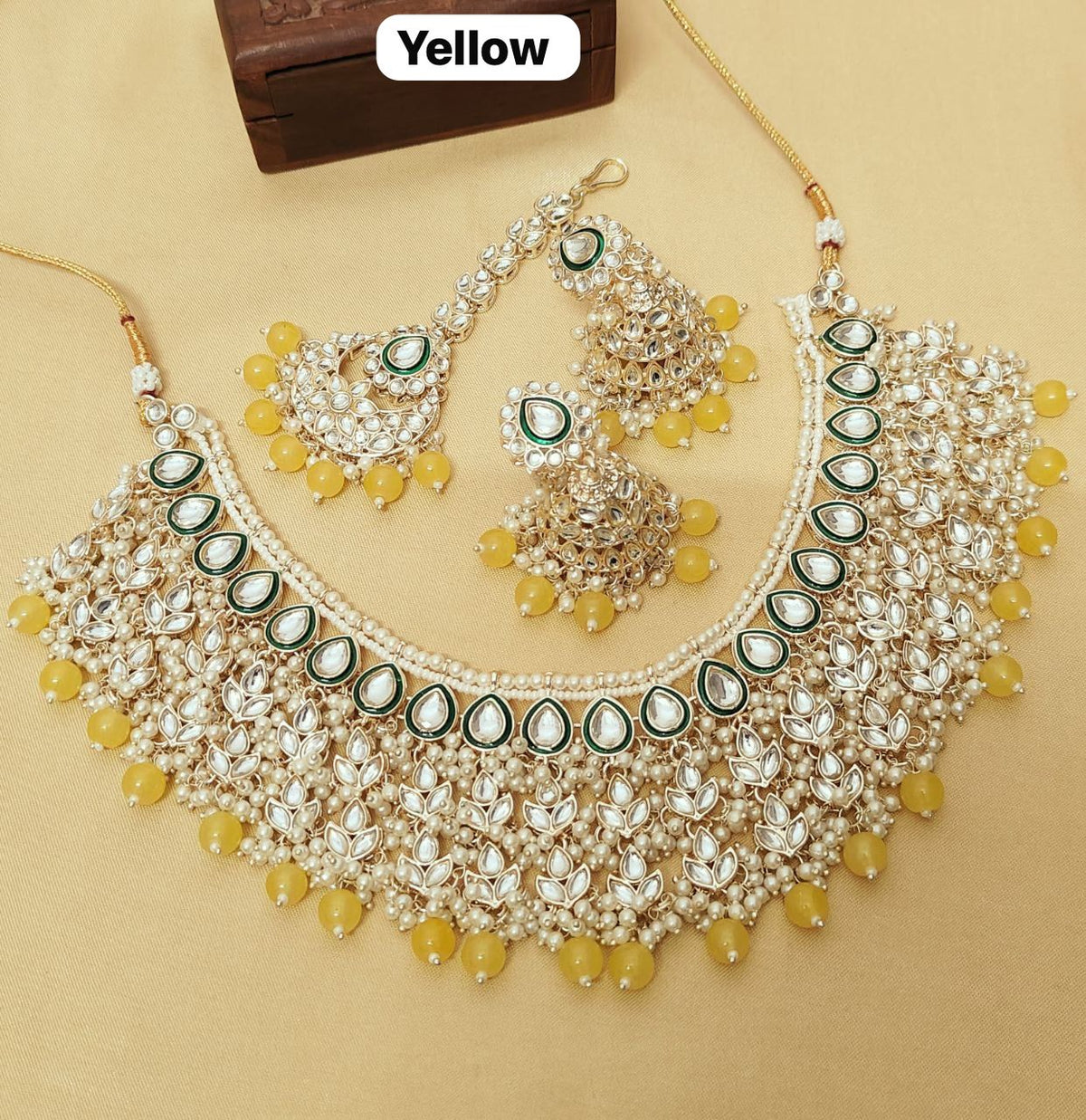 Traditional Kundan Jewellery Set (RO)