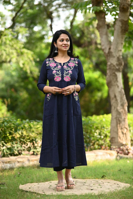 Elegant 2-Piece Cotton Suit Set with Side Pockets and Embroidery (ASC)