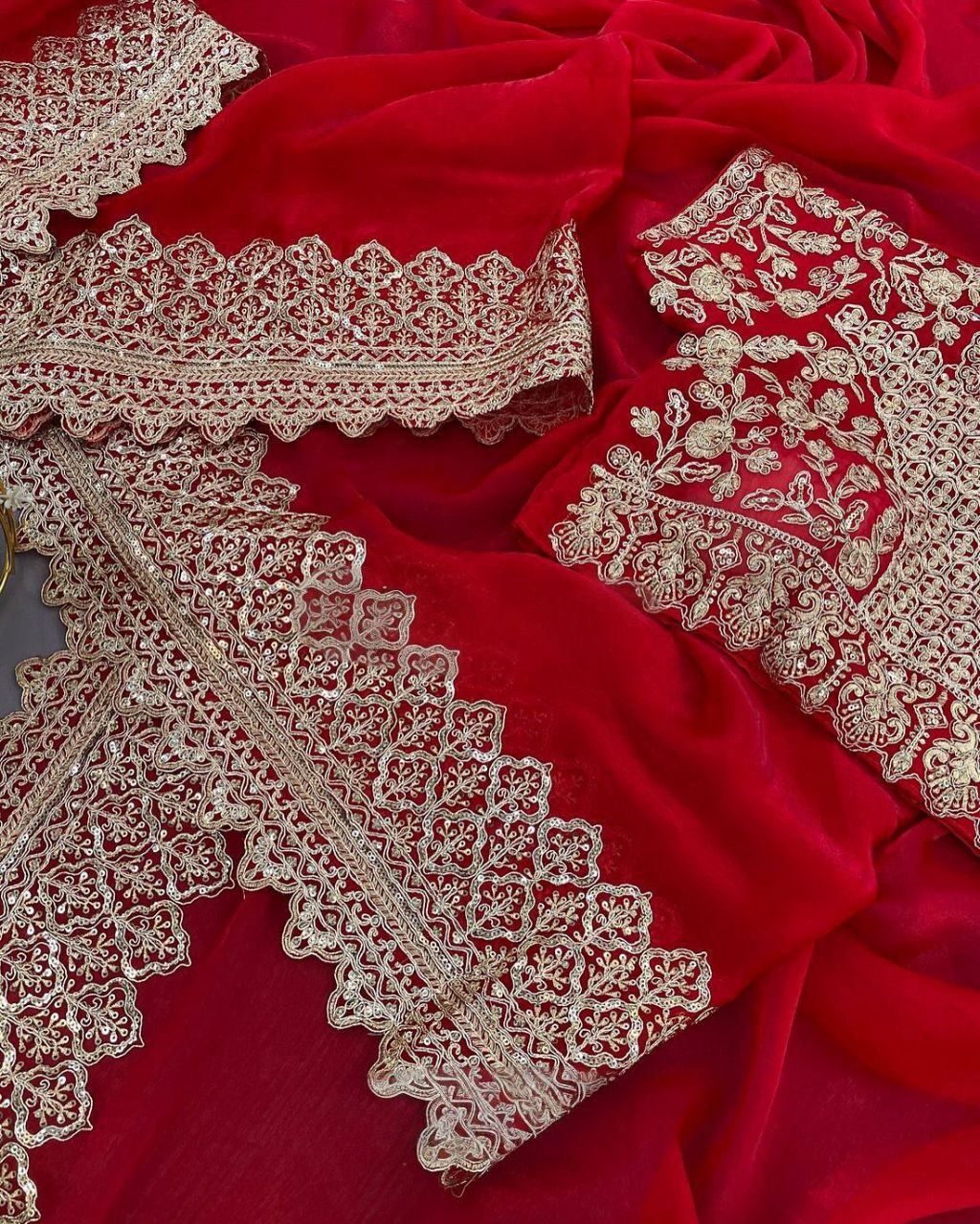 Fendy Satin Silk Saree RO9718