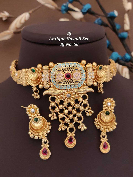 Women's Jewelry Necklace Earring Set